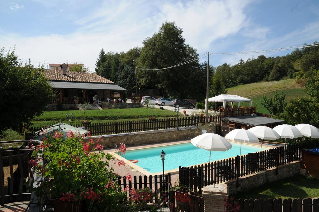 Agriturismo Ponte Di Riocchio Gubbio Chambre photo