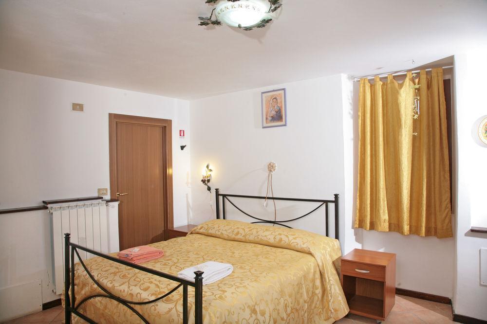 Agriturismo Ponte Di Riocchio Gubbio Extérieur photo