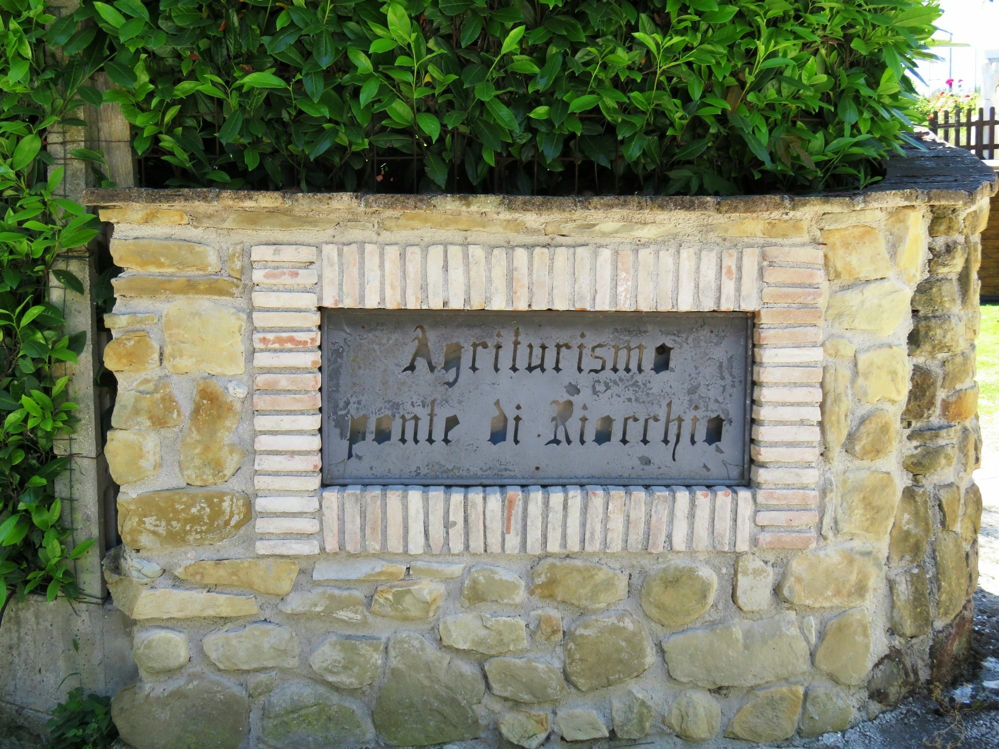 Agriturismo Ponte Di Riocchio Gubbio Extérieur photo